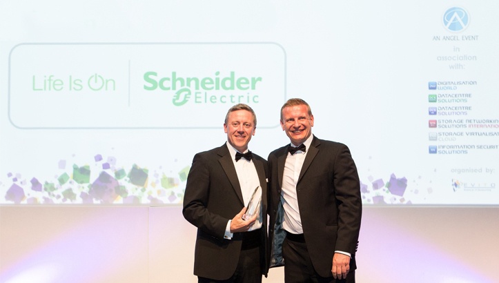 Schneider Electric получила премию DCS Awards за инновационные решения - 1