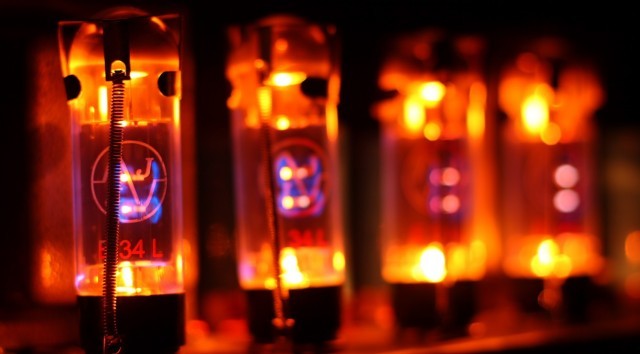 Современные наноразмерные электронные лампы могут стать альтернативой кремниевым транзисторам - 1