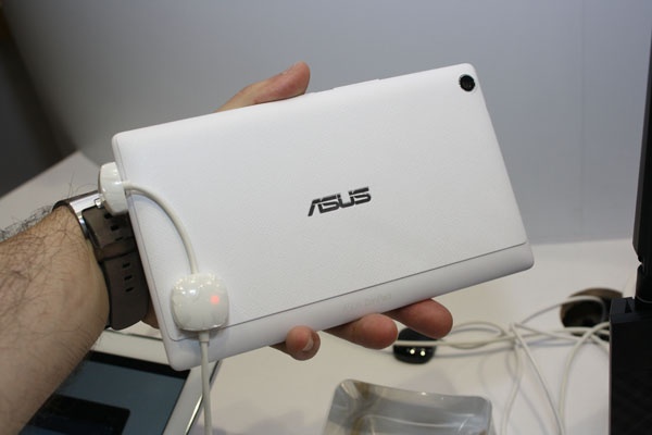 Asus M700K