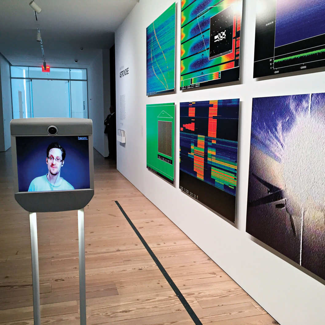 Эдвард Сноуден живёт свободной жизнью — как робот - 5 Эдвард Сноуден живёт свободной жизнью — как робот - 5