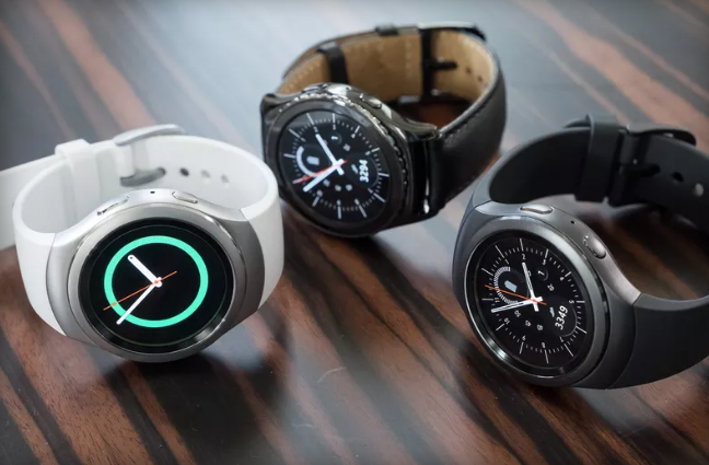 Часы Samsung Gear S2 наконец-то получили поддержку Samsung Pay, но в виде беты