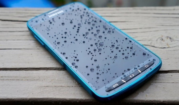 Новые смартфоны Samsung Galaxy S7 Active не будут иметь проблем с водозащищённостью