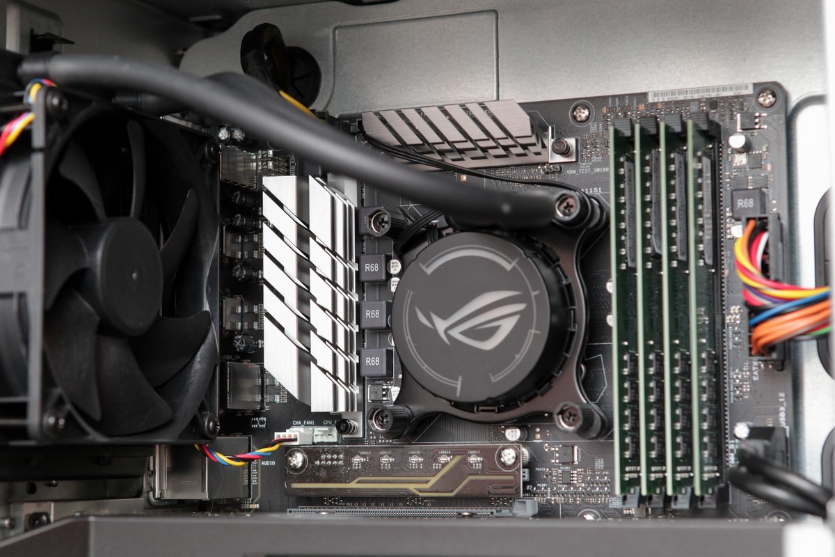 Обзор игрового системного блока ASUS ROG GT51CA - 26 Обзор игрового системного блока ASUS ROG GT51CA - 26