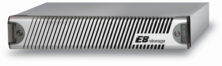 Производитель называет E8-D24 первым централизованным массивом SSD с поддержкой NVMe