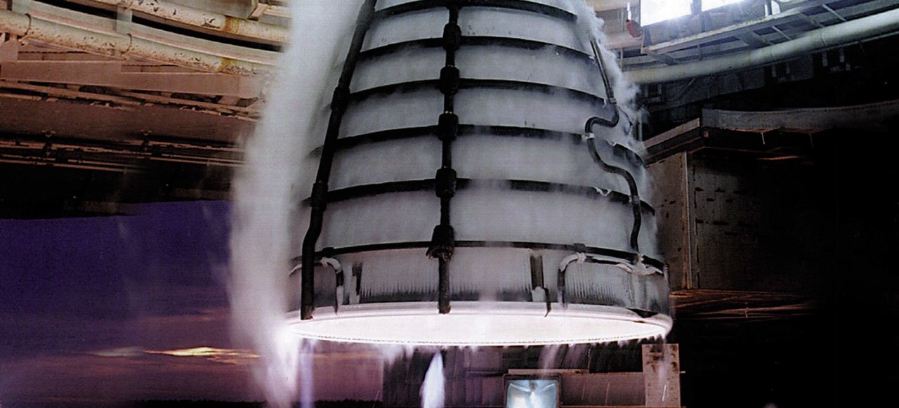 SpaceX отправила «марсианский» двигатель на испытания в Техас - 2