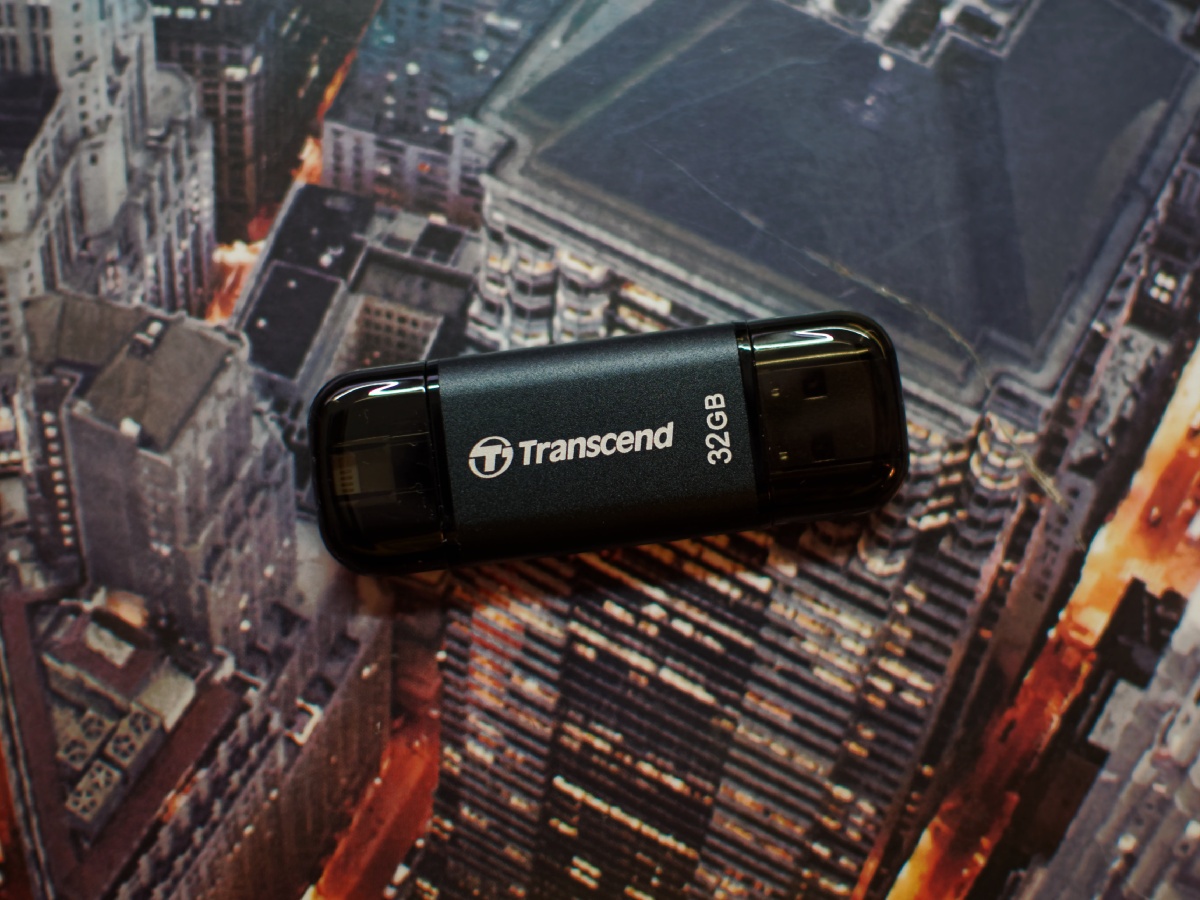 Обзор флешки USB-Lightning Transcend JetDrive Go 300K - 5 Обзор флешки USB-Lightning Transcend JetDrive Go 300K - 5