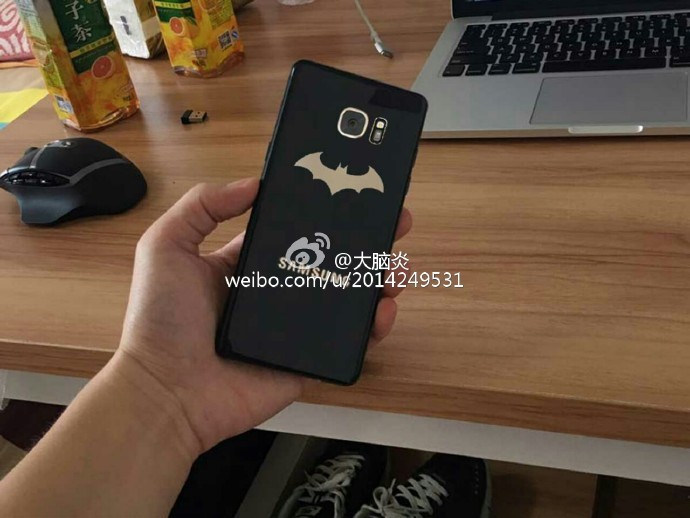 Смартфон Samsung Galaxy Note 7 Injustice Edition засветился на фотографиях