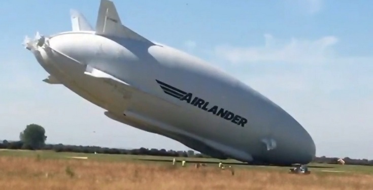 Airlander 10 упал на землю во время полёта