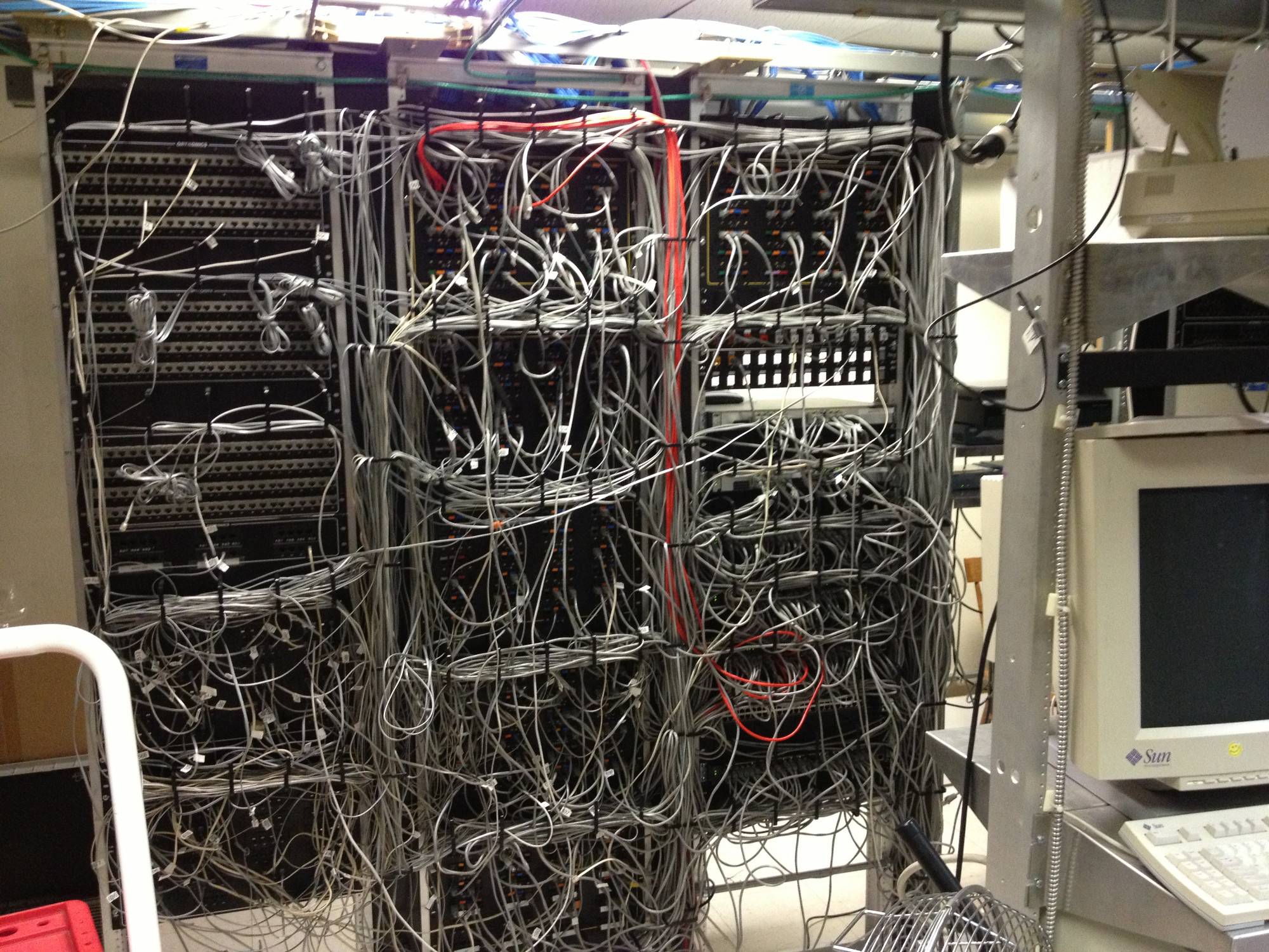 Картинки по запросу cable-management