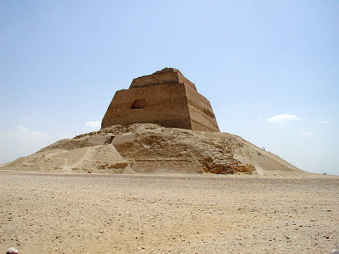 Кто построил египетские пирамиды? - 4