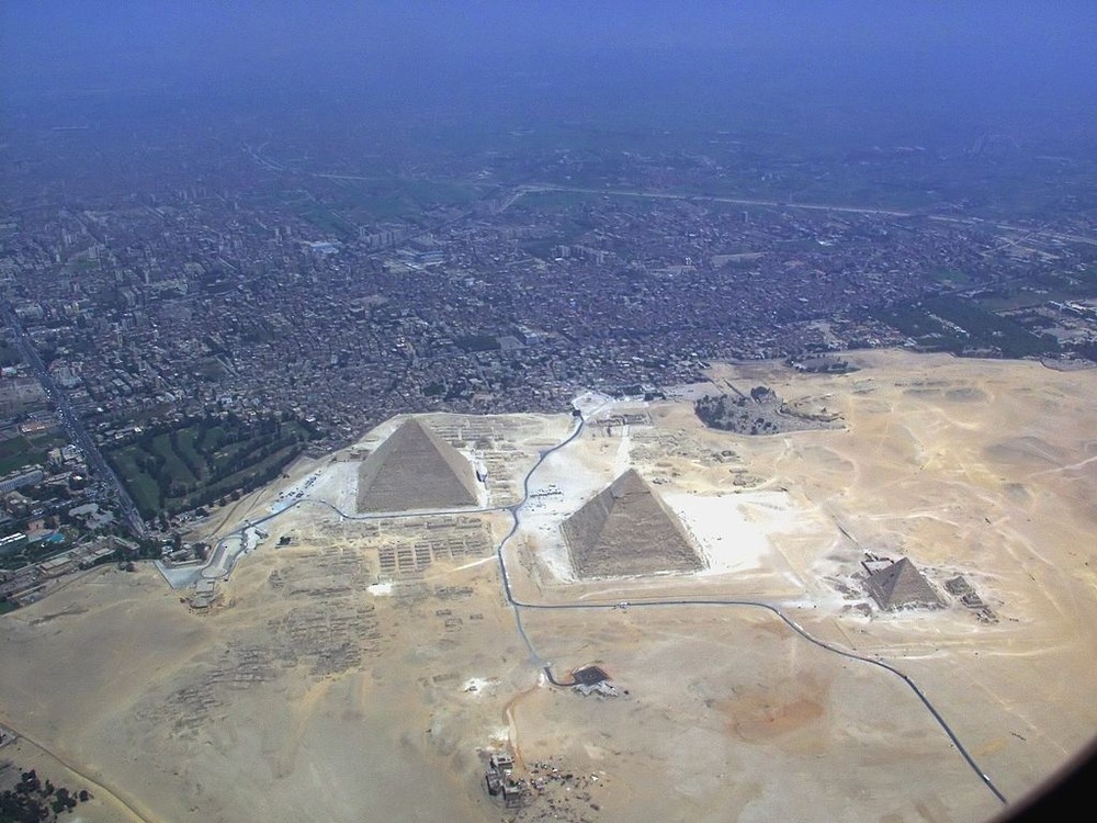 Кто построил египетские пирамиды? - 1