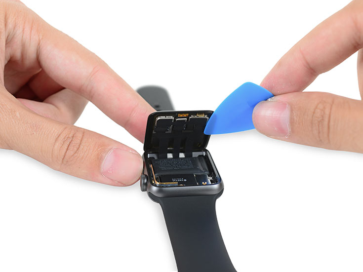 Специалисты iFixit разобрали умные часы Apple Watch 2