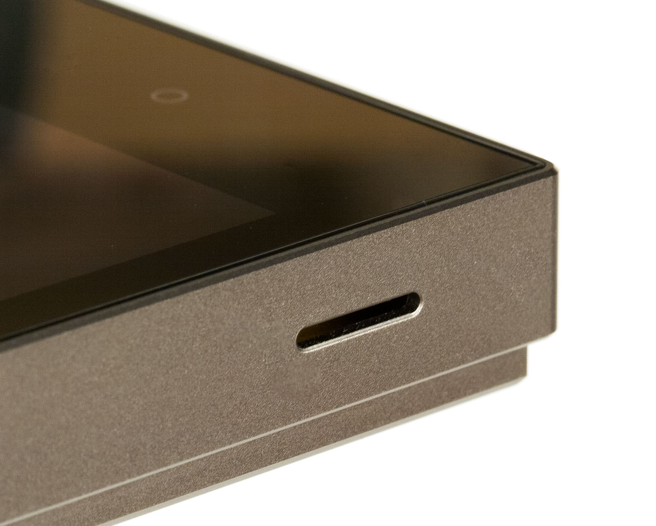 Hi-Fi-слиток: аудиоплеер Cowon PLENUE S - 17 Hi-Fi-слиток: аудиоплеер Cowon PLENUE S - 17