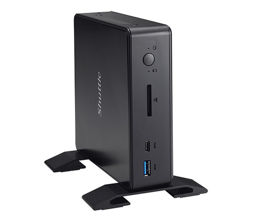 На передней панели Shuttle XPC nano NC02U есть разъемы USB-A и USB-C