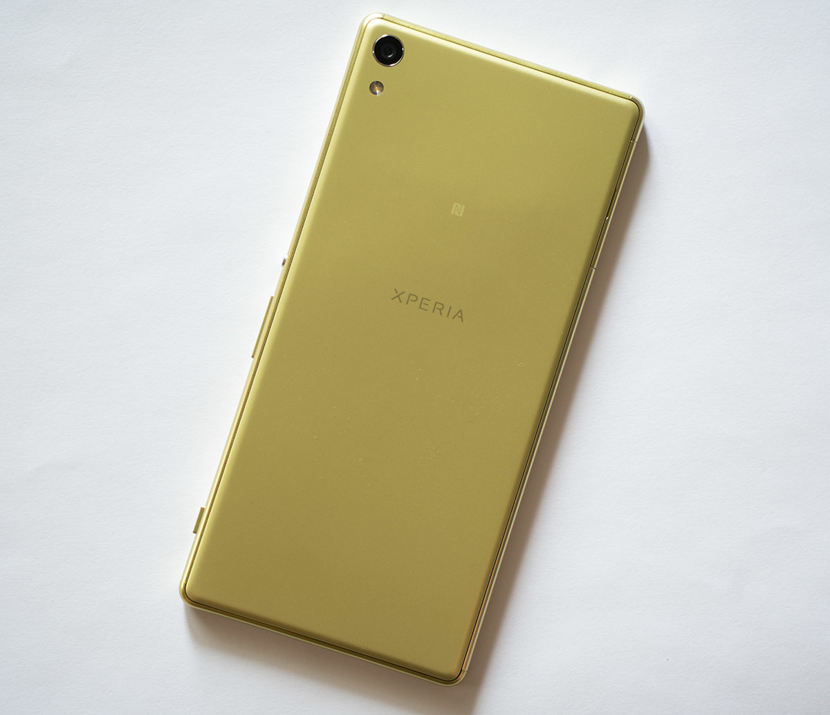 Sony xperia xa ultra. Сони иксперия xa Ultra модель f3215.