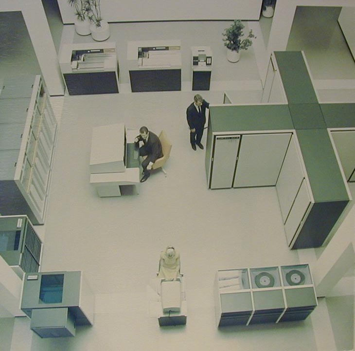 В туннеле под моим домом я встречаюсь с эльфами. Они мне и дают советы, как сделать суперкомпьютеры лучше - 3 В туннеле под моим домом я встречаюсь с эльфами. Они мне и дают советы, как сделать суперкомпьютеры лучше - 3