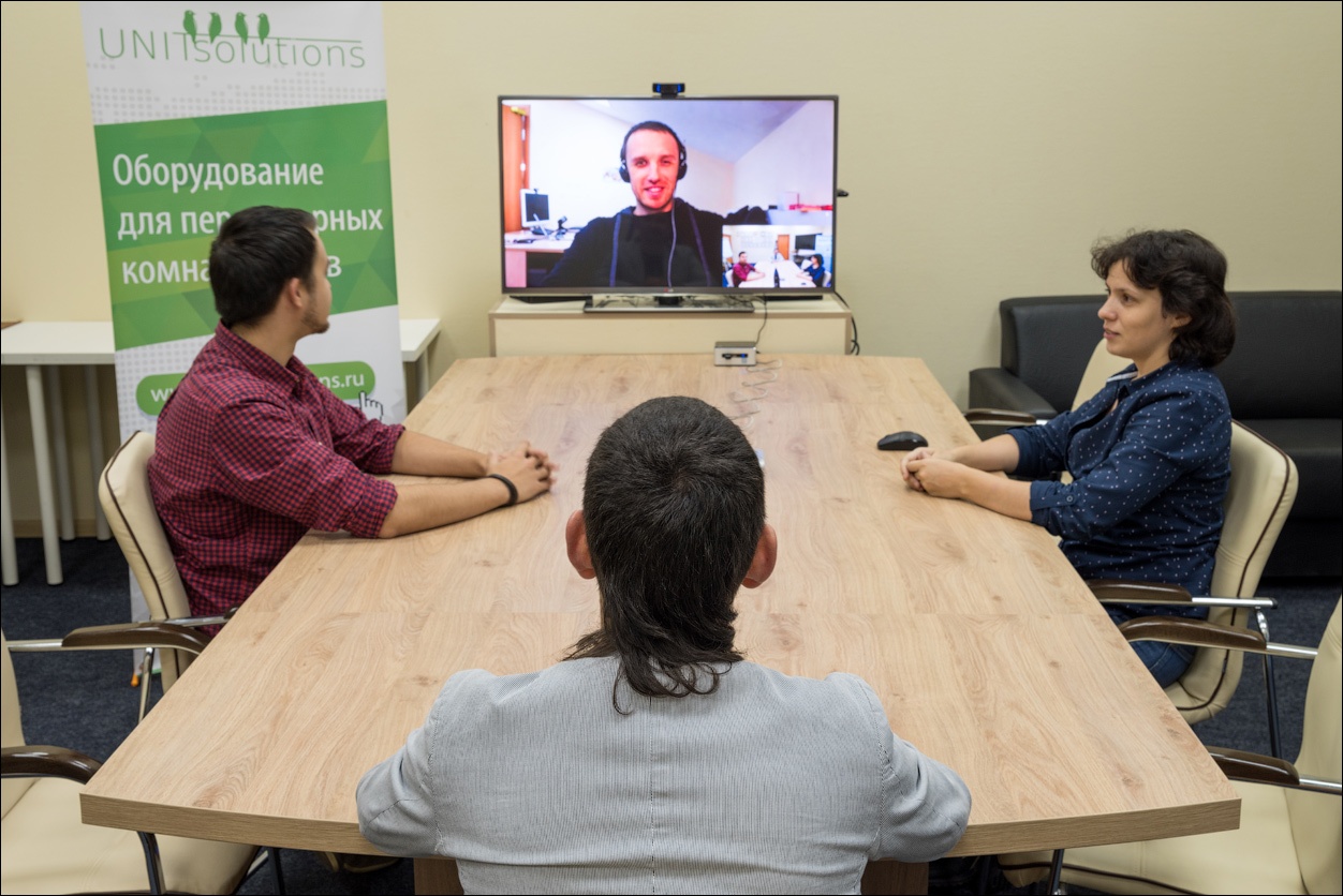 Оборудование видеоконференцсвязи для переговорной комнаты на реальных примерах - 2 image