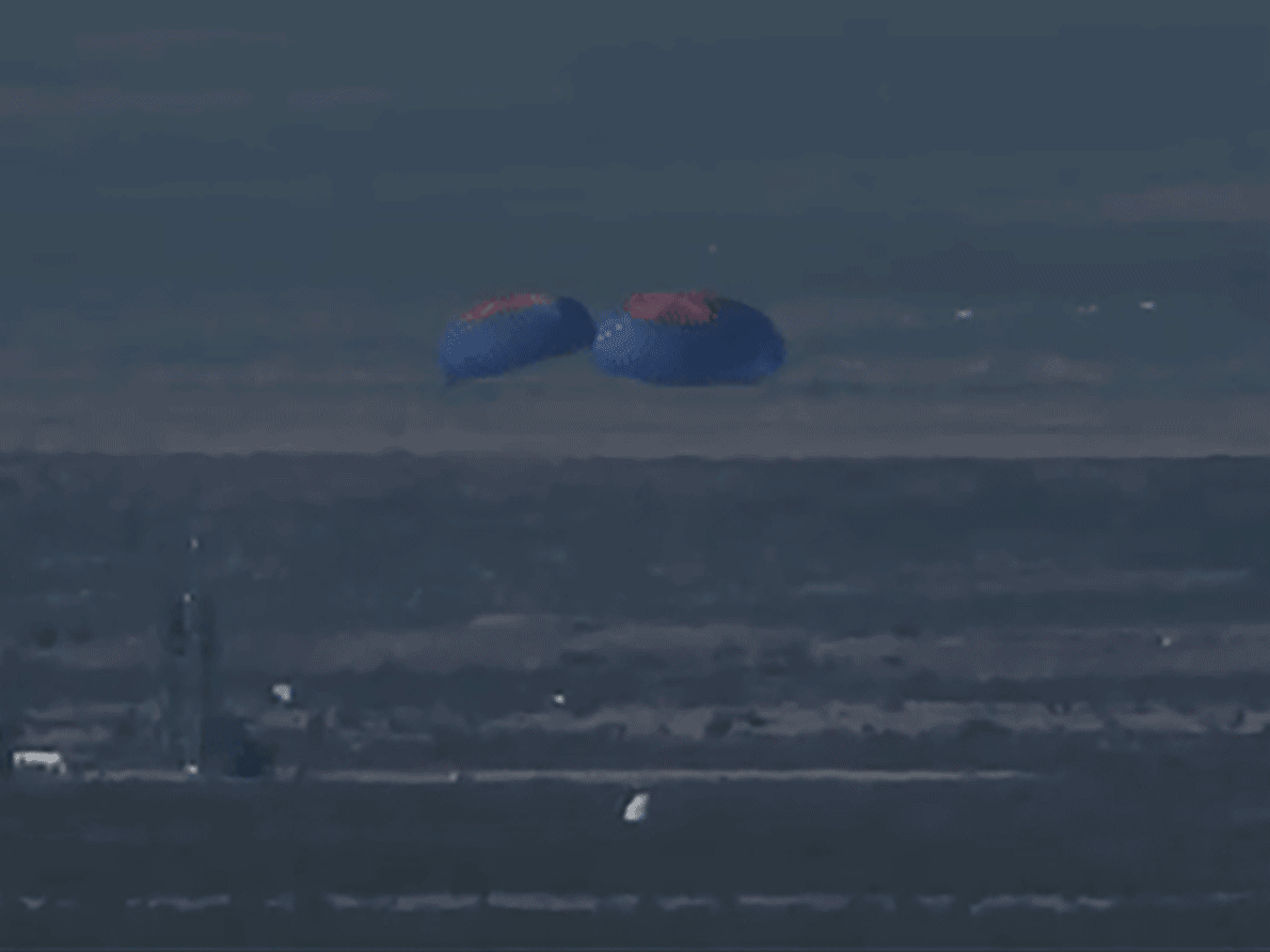 Blue Origin успешно провела испытания системы спасения экипажа - 2 Blue Origin успешно провела испытания системы спасения экипажа - 2