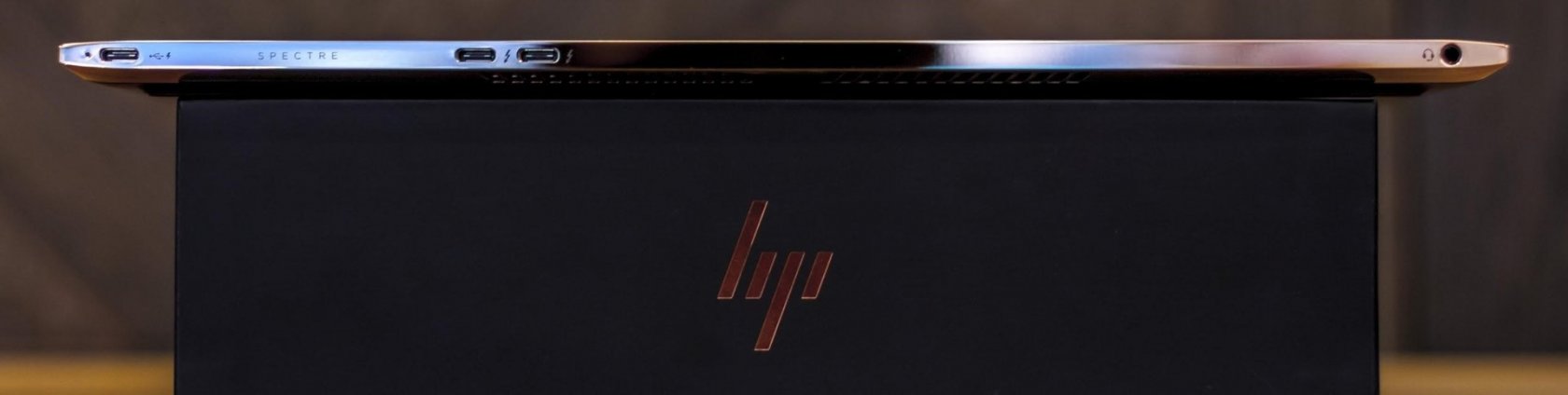 Технологии и дизайн в одном устройстве. Ноутбук HP Spectre 13 - 11