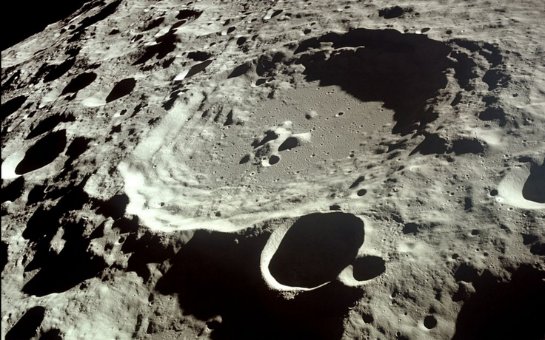 На Луне появляются новые кратеры
