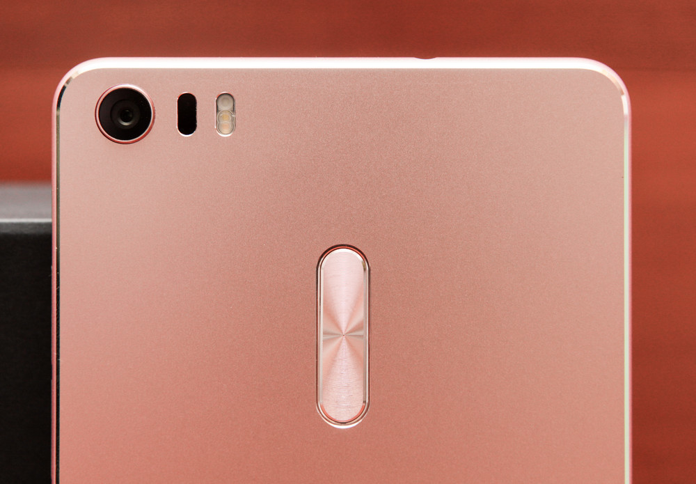 Гигант в руке: обзор смартфона ASUS ZenFone 3 Ultra - 15 Гигант в руке: обзор смартфона ASUS ZenFone 3 Ultra - 15