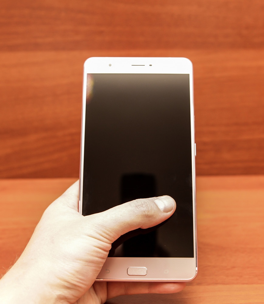 Гигант в руке: обзор смартфона ASUS ZenFone 3 Ultra - 26