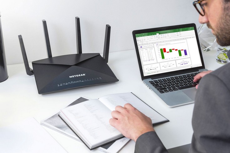 Роутер Netgear Nighthawk X10 стоит $500