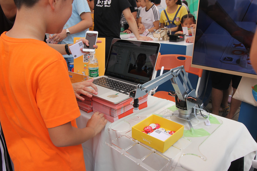 Фотоэкскурсия по выставке MakerFaire 2016 в Шэньчжене, часть 1 - 20
