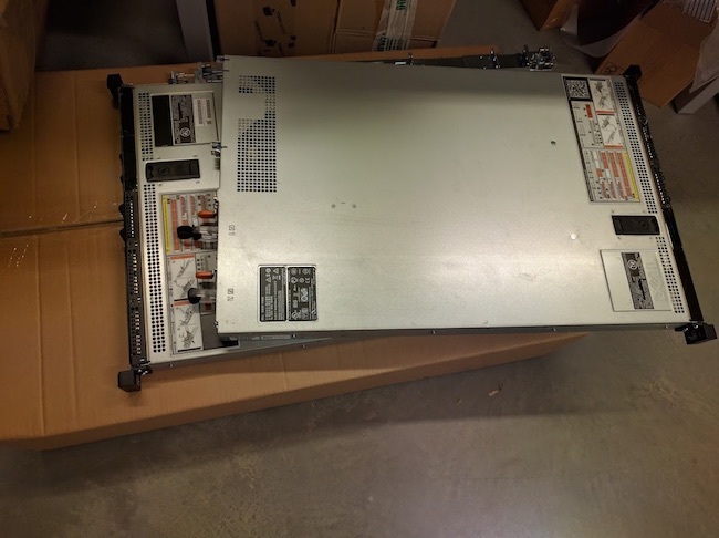 День из жизни новоприбывшего сервера: как мы проверяем и восстанавливаем железо - 3 image alt text