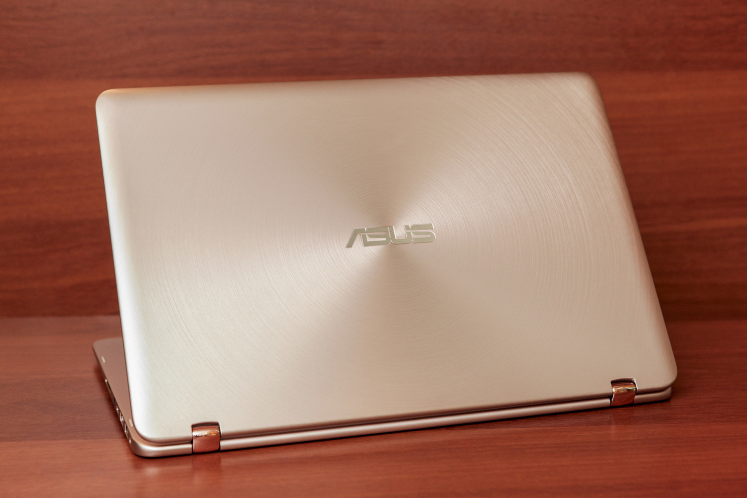 Asus zenbook 15.6