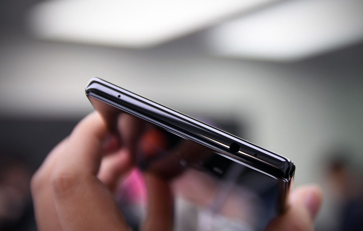 Xiaomi Mi Mix и Mi VR — безрамочная виртуальная реальность - 13 Xiaomi Mi Mix и Mi VR — безрамочная виртуальная реальность - 13