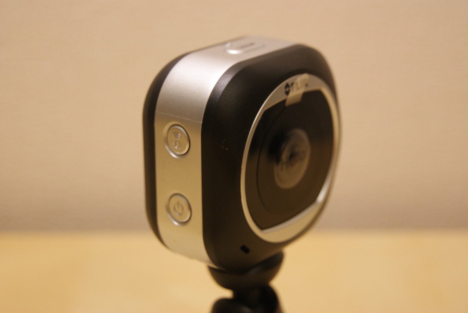 HD-камера наблюдения для дома: FlirFX - 6