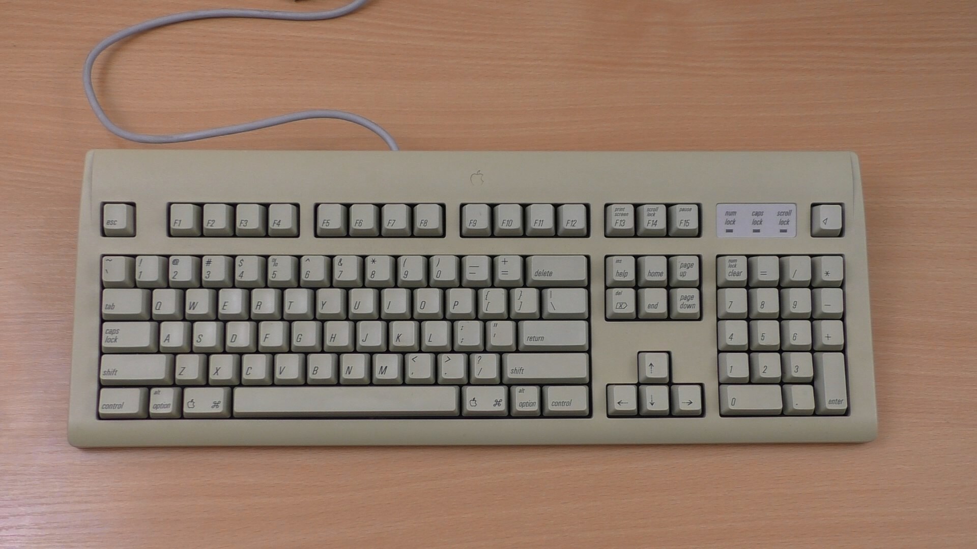 Power Macintosh 6200-75 — компьютер 1995 года (текст и видео — на выбор) - 11 Power Macintosh 6200-75 — компьютер 1995 года (текст и видео — на выбор) - 11