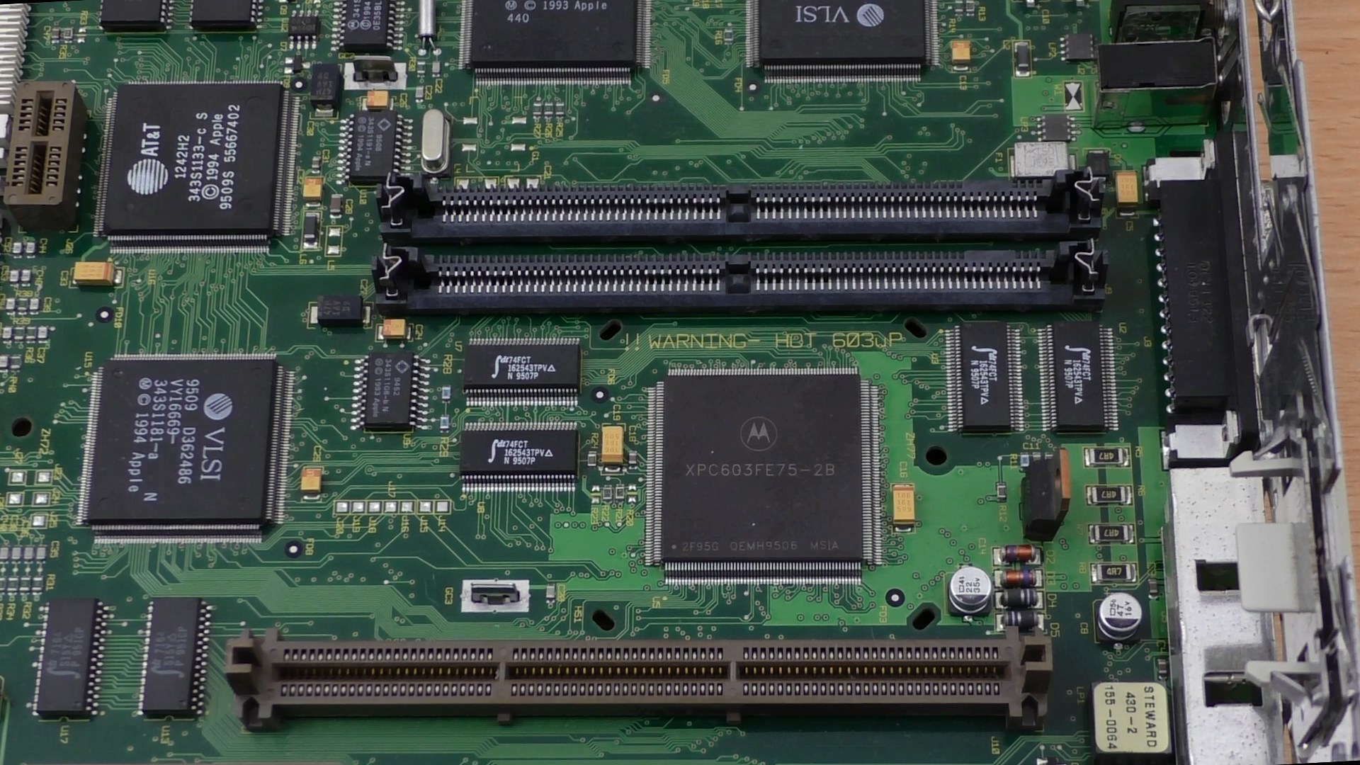 Power Macintosh 6200-75 — компьютер 1995 года (текст и видео — на выбор) - 22 Power Macintosh 6200-75 — компьютер 1995 года (текст и видео — на выбор) - 22