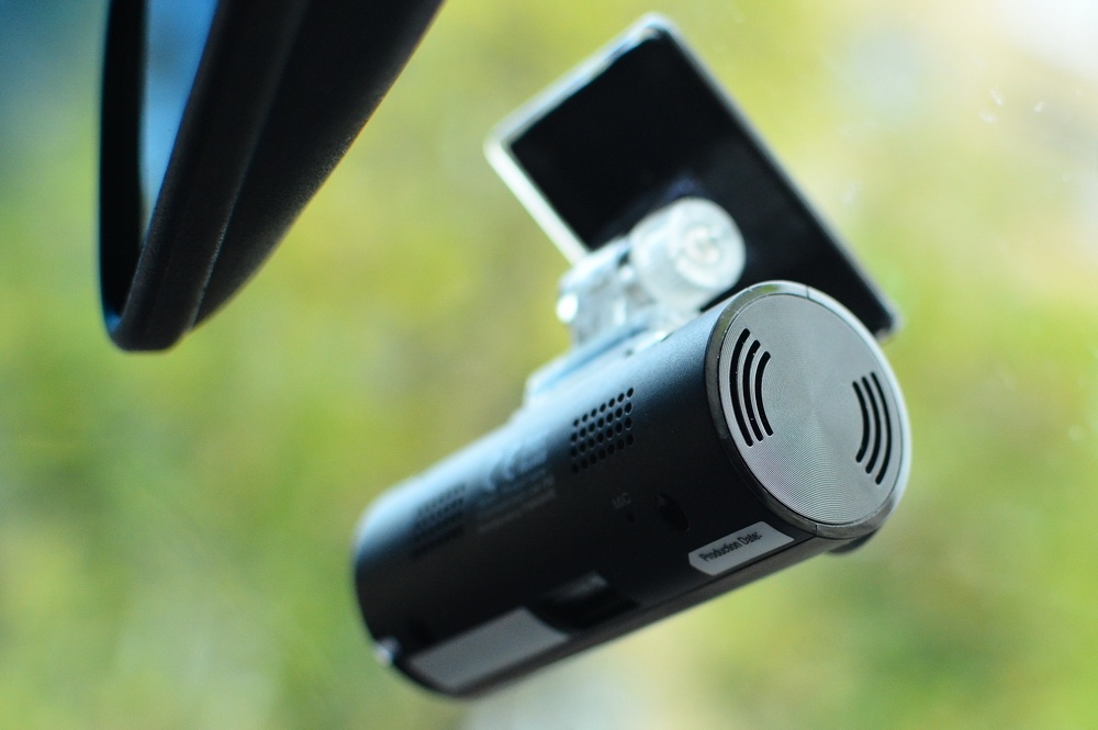 Обзор корейских регистраторов ThinkWare F770 и F50: когда во главе угла – качество видео - 8 Обзор корейских регистраторов ThinkWare F770 и F50: когда во главе угла – качество видео - 8