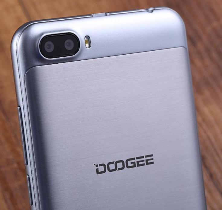 Doogee говорит о нескольких моделях смартфонов с двойными камерами