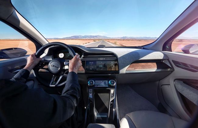 Электромобиль Jaguar I-Pace с дальностью хода 350 км будет конкурировать с Tesla Model X