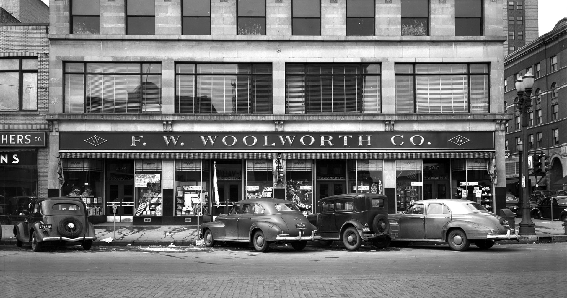 История Черной пятницы. Почему ее так любят американцы? - 2 image