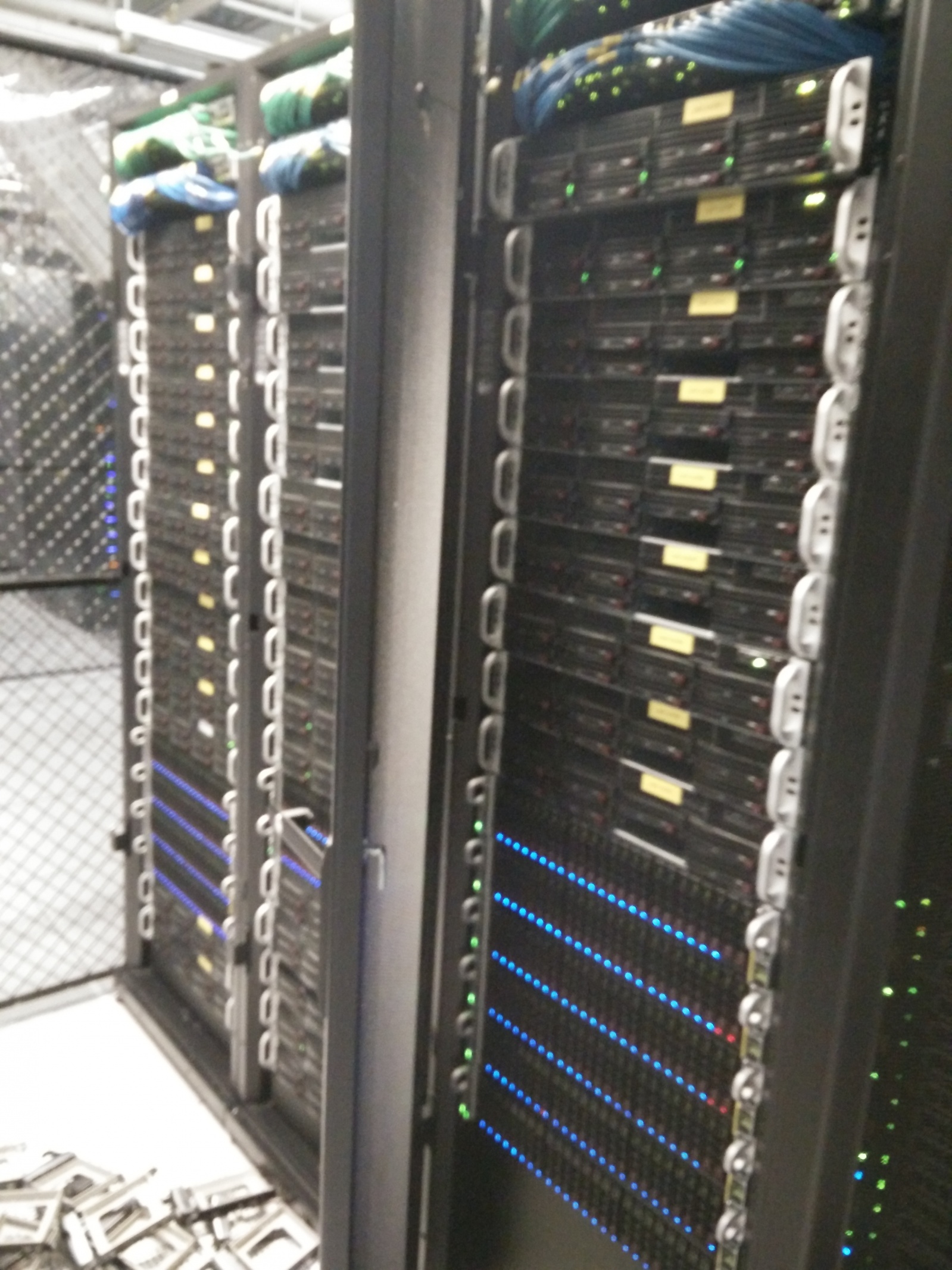 Как мы заново собирали серверы в американском ЦОДе из России - 2 image