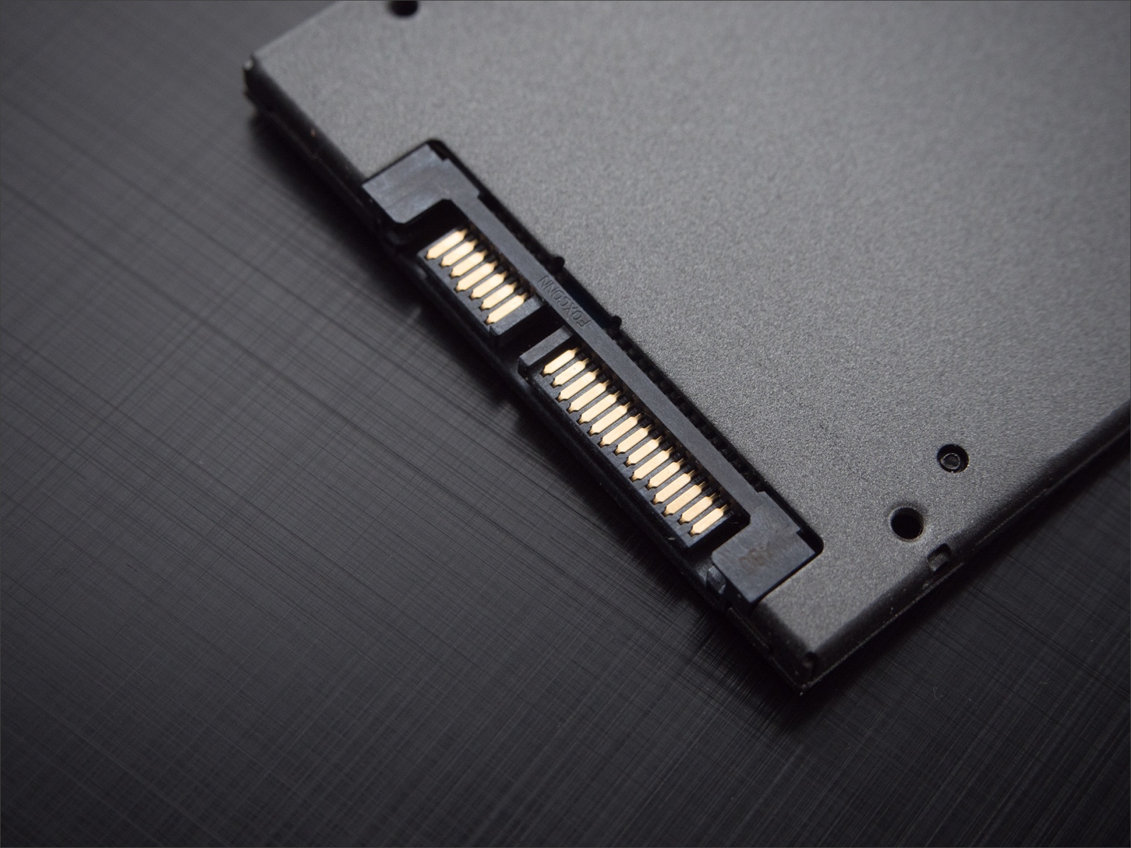 Kingston DC400: вместительные SSD за разумные деньги - 8 Kingston DC400: вместительные SSD за разумные деньги - 8