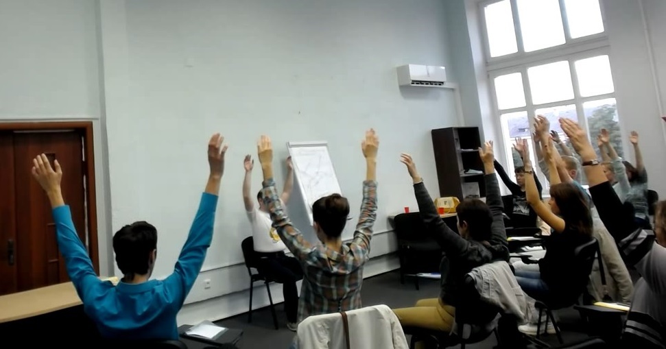 Боли в руках при работе за компьютером. Часть 3. Синдром лестничной мышцы - 2 тест на синдром лестничной мышцы