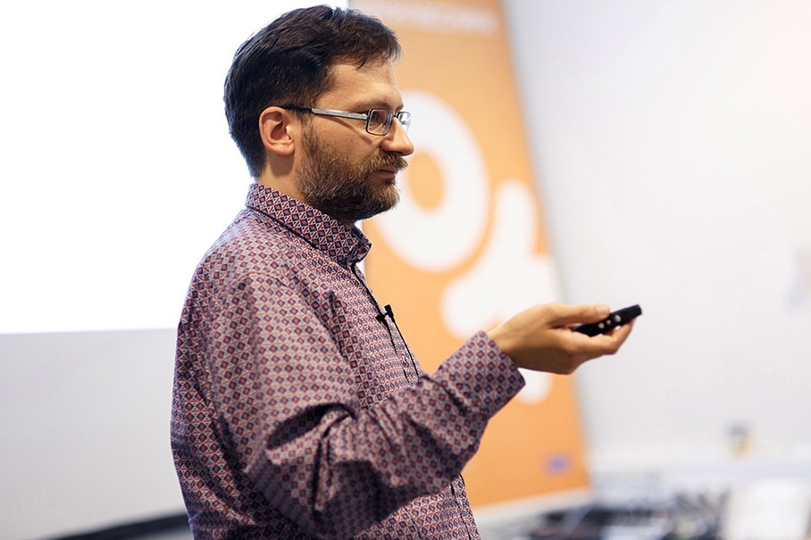 «О вовлечении аудитории в свое выступление люди часто забывают» — интервью с Романом Поборчим, тренером по презентациям - 3 «О вовлечении аудитории в свое выступление люди часто забывают» — интервью с Романом Поборчим, тренером по презентациям - 3