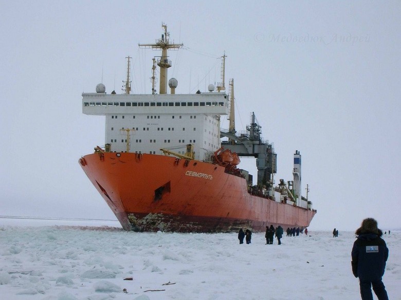 Мирный атом взламывает льды: наш атомный ледокольный флот - 60