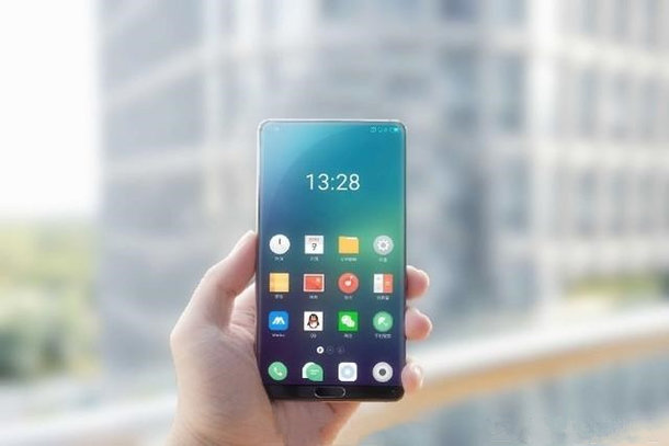 Но новом изображении безрамочный смартфон Meizu похож на Xiaomi Mi Mix