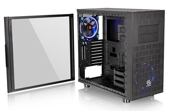 Thermaltake Core X31 Tempered Glass Edition