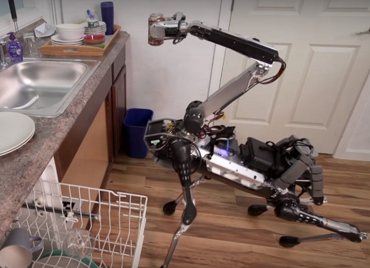 Boston Dynamics предлагает использовать для доставки своего робота SpotMini - 1