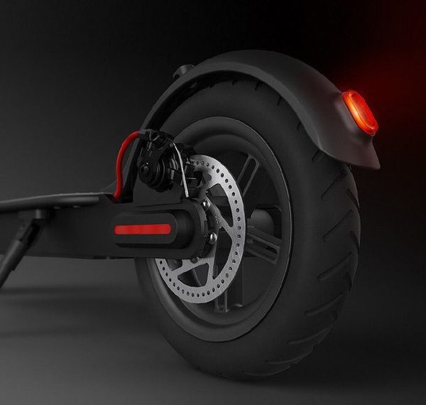 Xiaomi Mi Electric Scooter