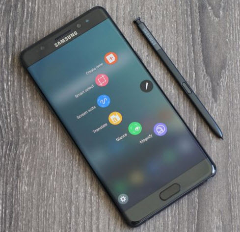 Смартфону Samsung Galaxy S8 может достаться дисплей от Note7