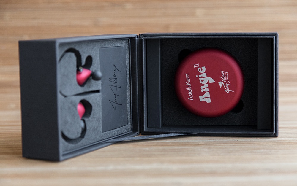 Прикоснуться к прекрасному: портативный плеер Astell&Kern AK380 и наушники Angie II - 27 Прикоснуться к прекрасному: портативный плеер Astell&Kern AK380 и наушники Angie II - 27