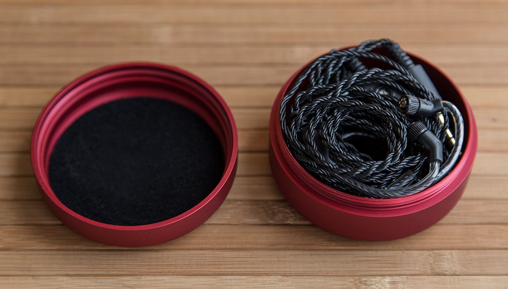 Прикоснуться к прекрасному: портативный плеер Astell&Kern AK380 и наушники Angie II - 28 Прикоснуться к прекрасному: портативный плеер Astell&Kern AK380 и наушники Angie II - 28